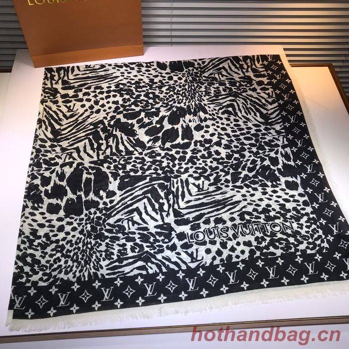 Louis Vuitton Scarf LV00120